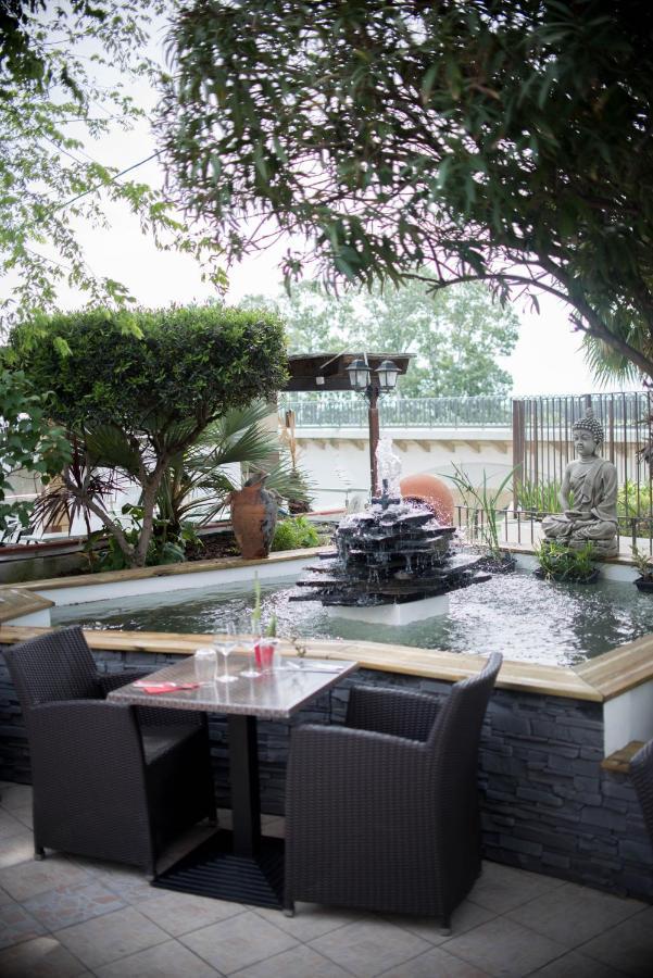 Hotel Restaurant Mon Auberge Lunel  Exteriér fotografie